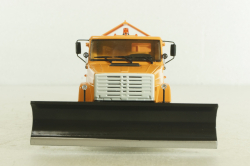 КО-829А(4333) 1986, пескоразбрасыватель с отвалом на шасси Зил-4333, 103368, Автоистория 1:43