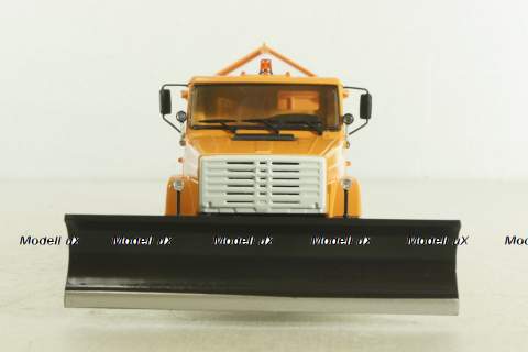 КО-829А(4333) 1986, пескоразбрасыватель с отвалом на шасси Зил-4333, 103368, Автоистория 1:43