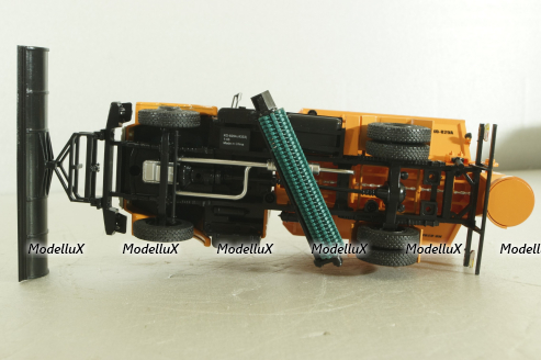 КО-829А(4333) 1986, пескоразбрасыватель с отвалом на шасси Зил-4333, 103368, Автоистория 1:43