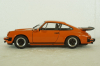 Porsche 911 Carrera 3.2 1984 orange, 1802609, Solido 1:18