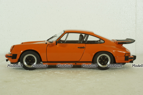 Porsche 911 Carrera 3.2 1984 orange, 1802609, Solido 1:18