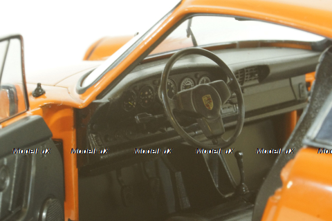 Porsche 911 Carrera 3.2 1984 orange, 1802609, Solido 1:18