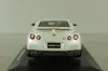 Nissan GT-R 2009 white, Bburago 1:32 