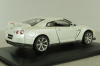 Nissan GT-R 2009 white, Bburago 1:32