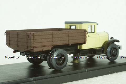 Зис-5 гражданский 1946, с фигуркой, Miniclassic 1:43