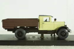 Зис-5 гражданский 1946, с фигуркой, Miniclassic 1:43