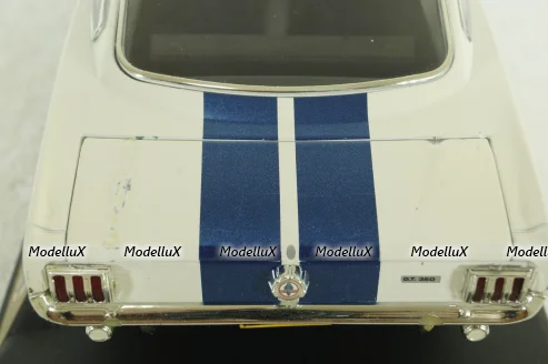 Shelby GT 350, white DC35001, Shelby Collectibles 1:18 Уценка!