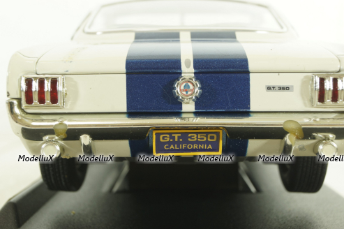 Shelby GT 350, white DC35001, Shelby Collectibles 1:18 Уценка!