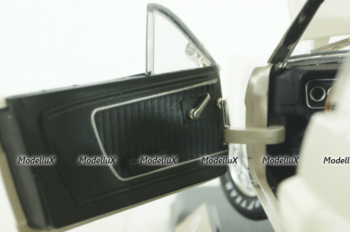Shelby GT 350, white DC35001, Shelby Collectibles 1:18 Уценка!