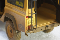 Land Rover Defender 110 Rally Camel Trophy 1993 Dirty Version, ALM810309, Almost Real 1:18