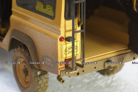 Land Rover Defender 110 Rally Camel Trophy 1993 Dirty Version, ALM810309, Almost Real 1:18