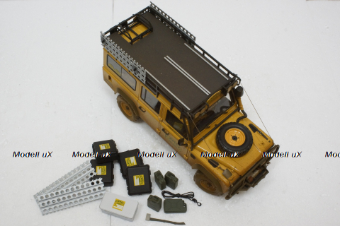 Land Rover Defender 110 Rally Camel Trophy 1993 Dirty Version, ALM810309, Almost Real 1:18