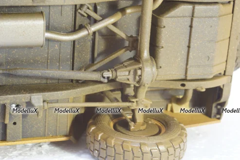 Land Rover Defender 110 Rally Camel Trophy 1993 Dirty Version, ALM810309, Almost Real 1:18