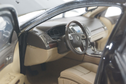 Cadillac SLS Seville 2006, CSLS001, Dealer Edition 1:18