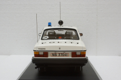 Volvo 240 GL, 1986, Politi Danmark, 155171495, Minichamps 1:18