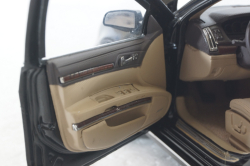 Cadillac SLS Seville 2006, CSLS001, Dealer Edition 1:18