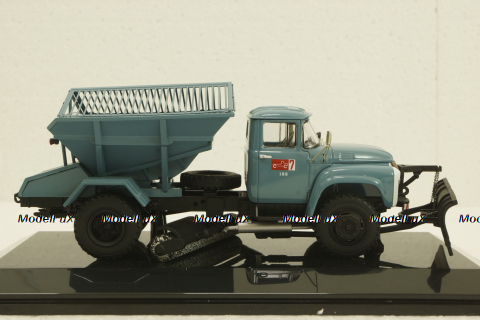 Зил-130 ПР-130 Пескоразбрасыватель, Ленинград 1968г, 113023, РЕПЛИКА DiP Models 1:43