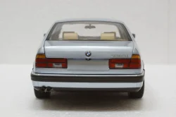BMW 730i (E32) 1986 light blue, 100023008, Minichamps 1:18