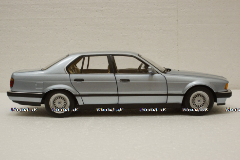 BMW 730i (E32) 1986 light blue, 100023008, Minichamps 1:18