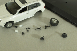 Porsche Cayenne S, white, China 1:43 на запчасти!