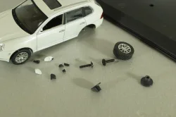 Porsche Cayenne S, white, China 1:43 на запчасти!