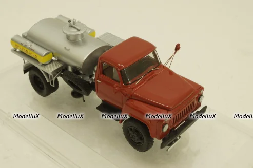 Газ-52 МЗ-3607 Автомобиль-заправщик, Автопром 50 лет 1974 г, 105229, РЕПЛИКА DiP Models 1:43