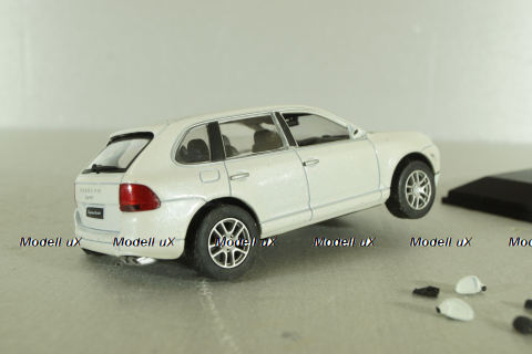 Porsche Cayenne S, white, China 1:43 на запчасти!