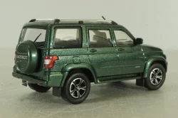 Уаз Patriot (УАЗ-3163) зеленый , Автолегенды СССР №283, DeAgostini 1:43