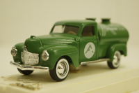 Dodge Tanker Attock oil, 1913-1988, green, Solido 1:43
