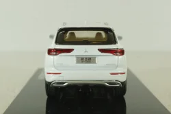Mitsubishi Outlander 2022, white, CMD 1:43