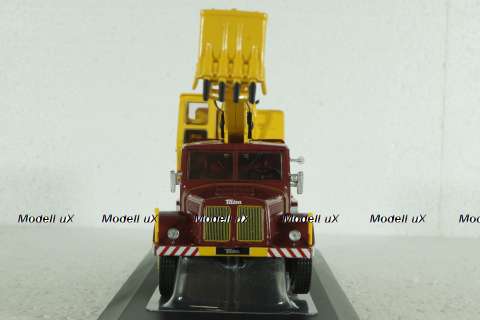 Tatra 111 D030 A 1958, red, TRU042.22, IXO 1:43