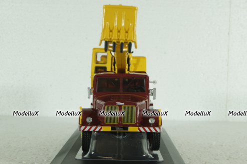 Tatra 111 D030 A 1958, red, TRU042.22, IXO 1:43