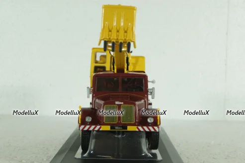 Tatra 111 D030 A 1958, red, TRU042.22, IXO 1:43