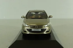 Opel Astra 2012 gold metallic, 07751000-10005, Minichamps 1:43  Уценка!