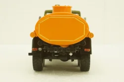 Камаз-4310, АЦ-7 бензовоз хаки/оранжевый, 102859, АвтоИстория 1:43