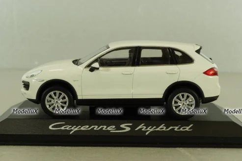 Porsche Cayenne S Hybrid (958) 2010, white, WAP0200040B, Minichamps 1:43 Уценка!
