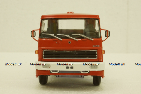 Skoda-110 тягач, красный, АвтоИстория 1:43