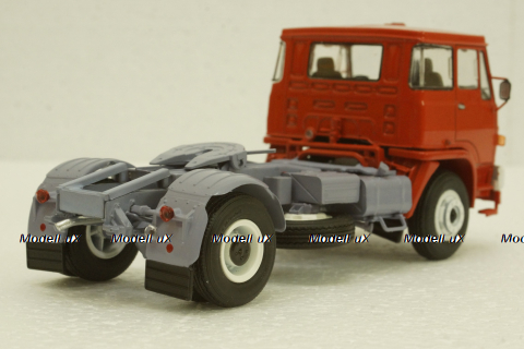 Skoda-110 тягач, красный, АвтоИстория 1:43