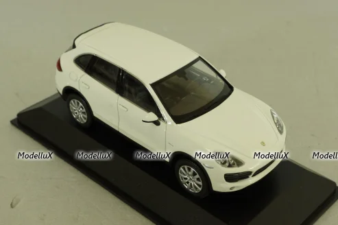 Porsche Cayenne S Hybrid (958) 2010, white, WAP0200040B, Minichamps 1:43 Уценка!