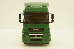 Камаз-5490 тягач зеленый, 101944, АвтоИстория 1:43