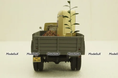 Газ-51 "Переезд" с дерево металлической кабиной, 1946г., Сарлаб 1:43