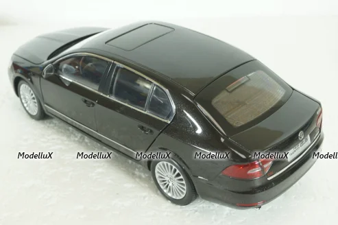 Skoda SuperB B6, brown, 2009, Paudi 1:18