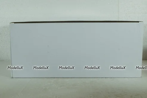 Бокс для моделей с кожаной подставкой - Черный, 30,6*14,6*11,3 (Д*В*Ш), LUXBOX 1:18