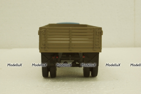 Маз-200В с п/прицепом Маз-5215, АвтоИстория 1:43