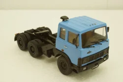 Маз-6422 тягач 1978г синий, 100589, АвтоИстория 1:43
