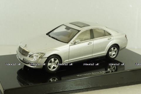 Mercedes S 500 (W221) 2006, silver, 56201, Autoart 1:43