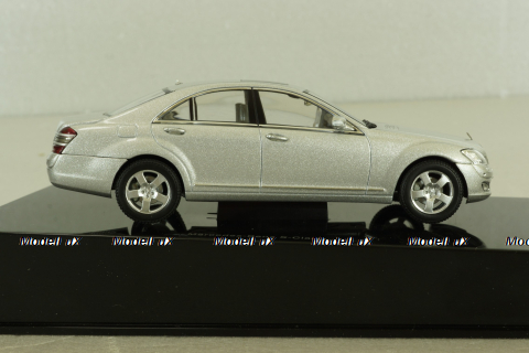 Mercedes S 500 (W221) 2006, silver, 56201, Autoart 1:43