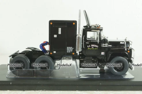 Mack R-Series tractor, from the movie Convoy, 1966, black (),  TR100, IXO 1:43