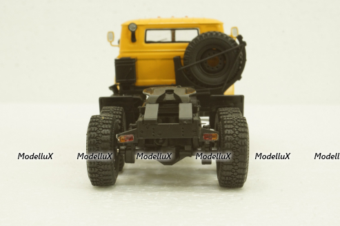 Урал-44202 тягач желтый, АвтоИстория 1:43