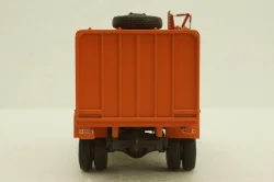 КО-413(130) мусоровоз, 101388, АвтоИстория 1:43 Уценка!